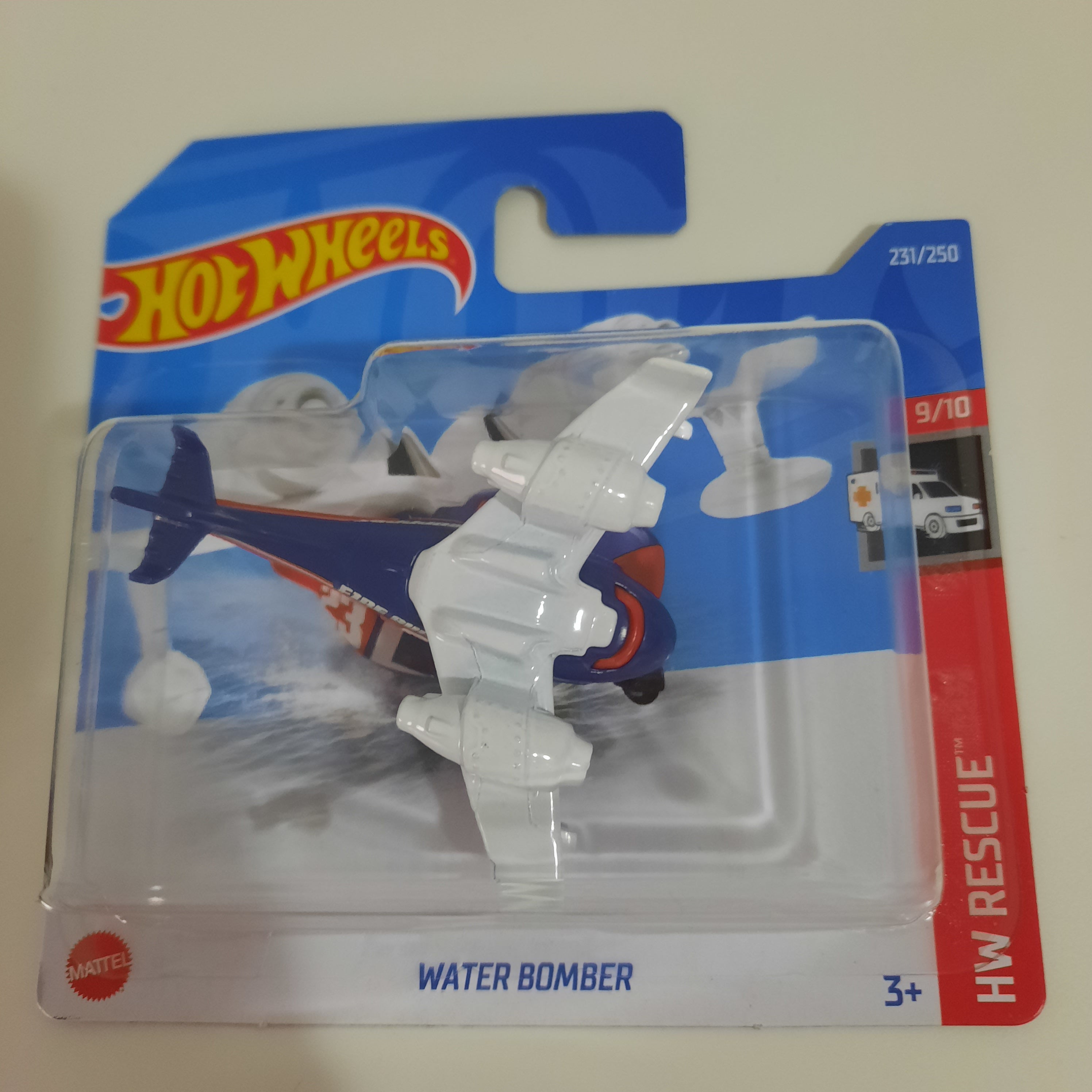 231/250 Water Bomber HW Rescue 9/10 Hot Wheels 2022