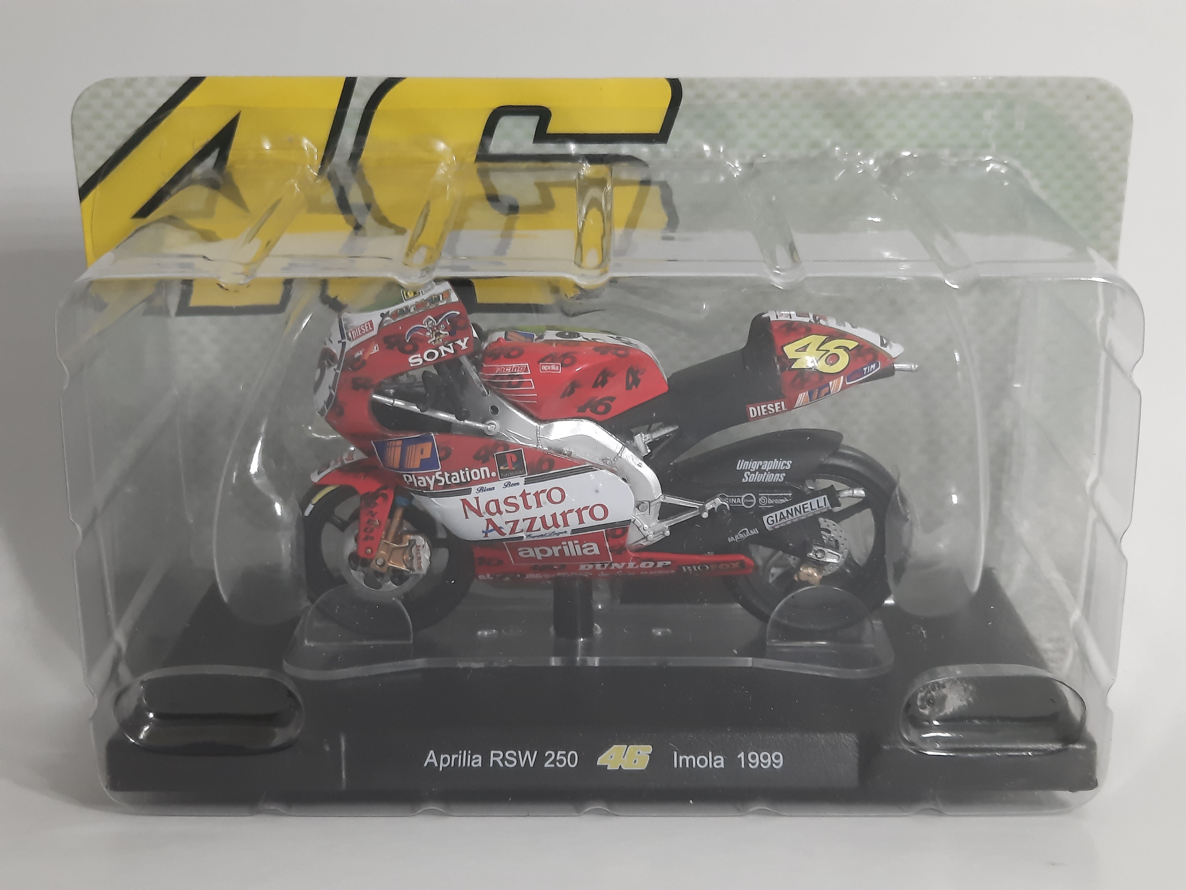 Modellino Moto Scala 1:18 Aprilia RSW 250 (1999) Valentino Rossi #46 Collection Magazine Models
