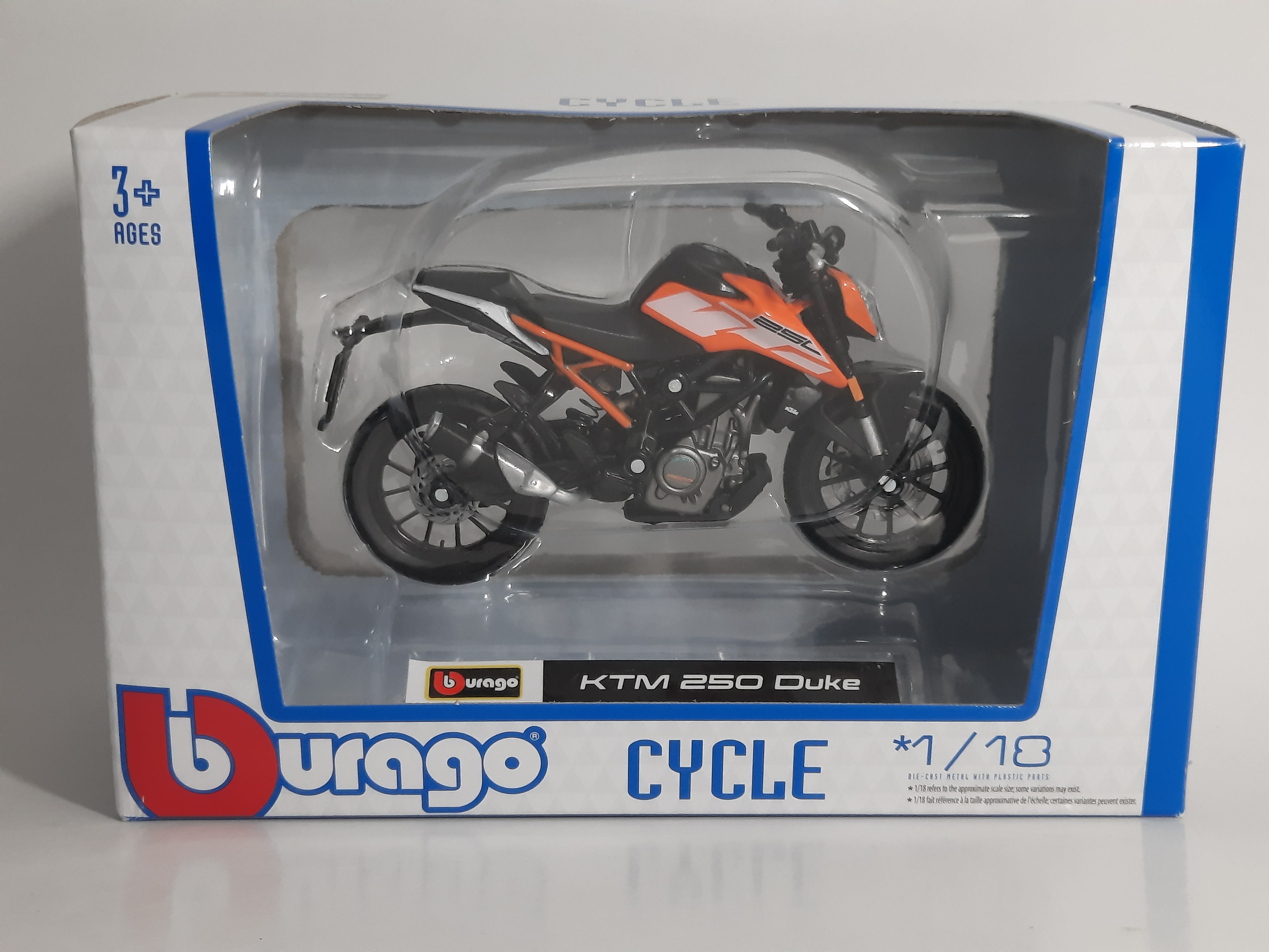 Modellino Moto Scala 1:18 KTM 250 Duke BBurago
