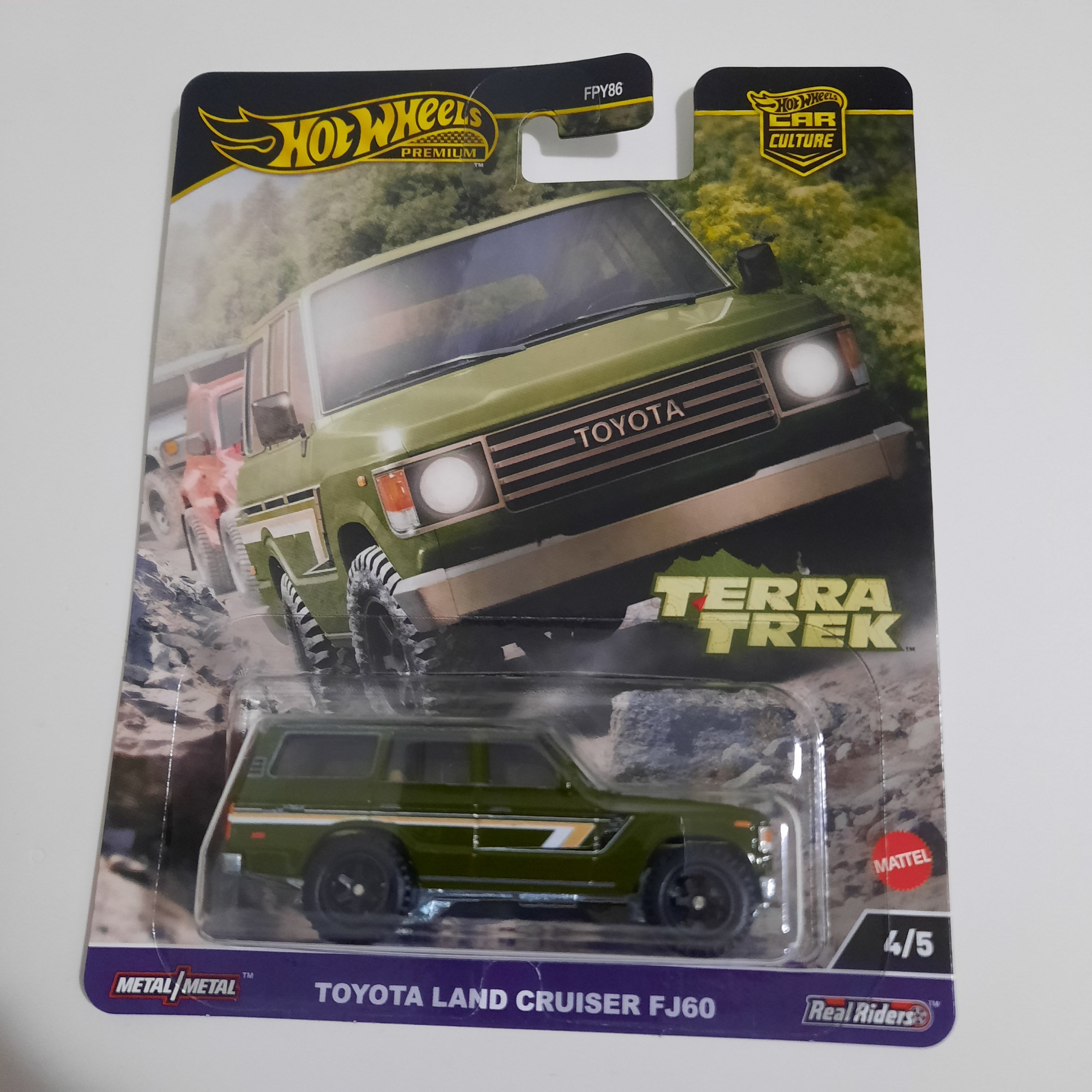 Terra Trek Toyota Land Cruiser FJ60 4/5 Hot Wheels Premium 2024