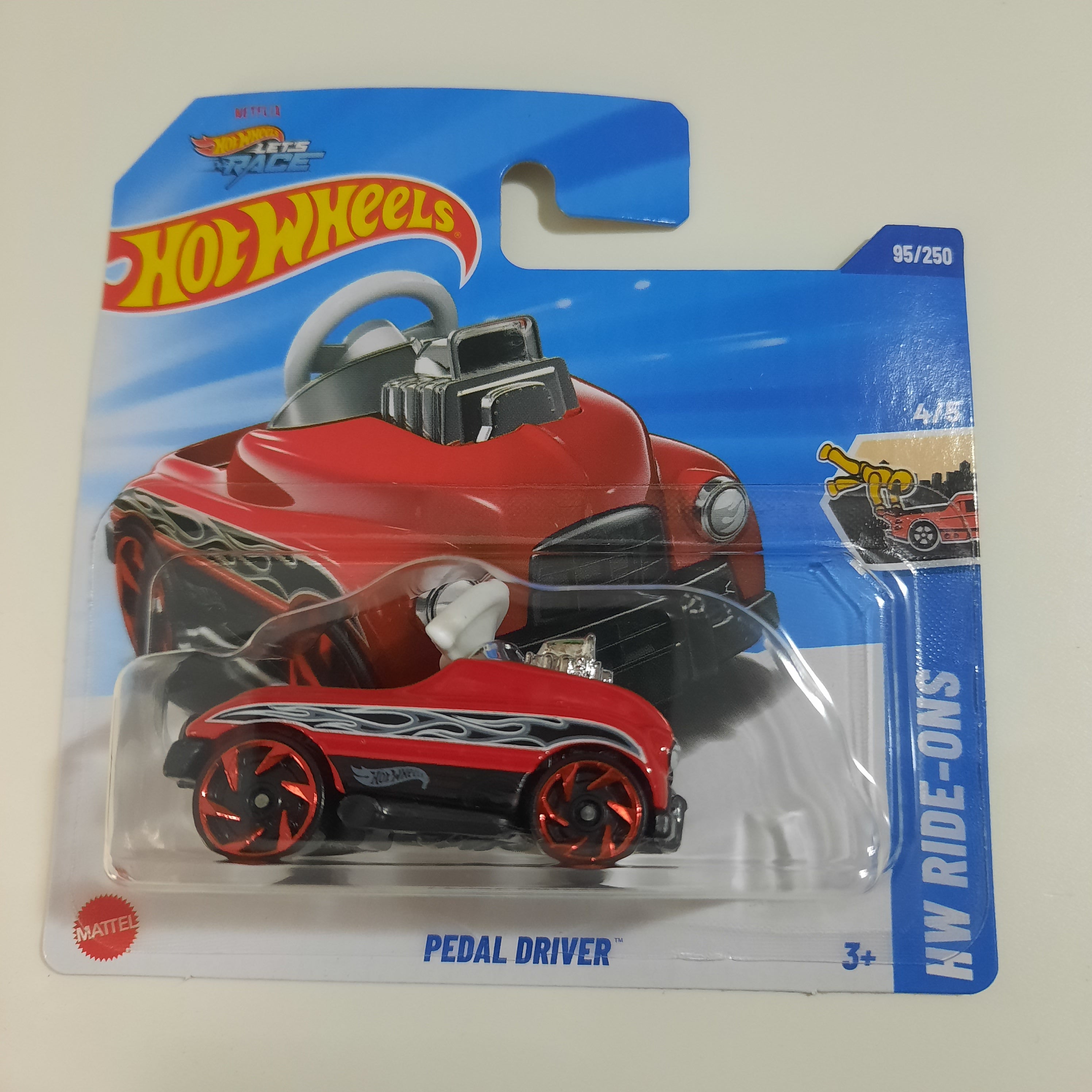 95/250 Pedal Driver HW Ride-Ons 4/5 Hot Wheels 2025